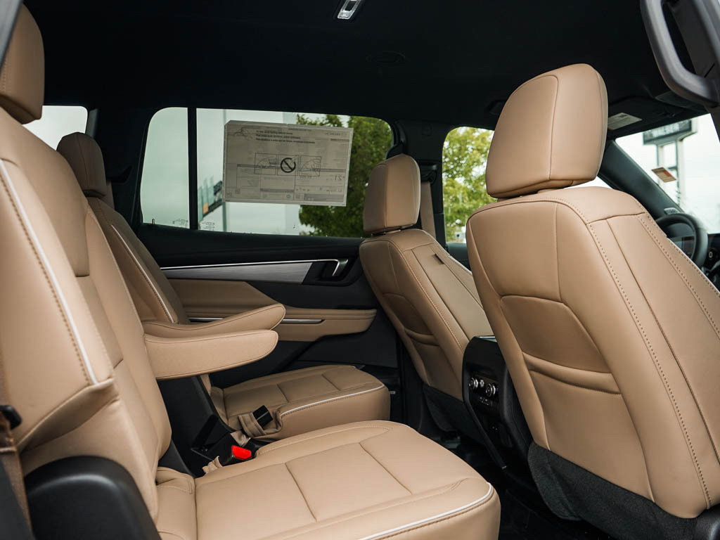 2026 Buick Enclave Preferred photo 10