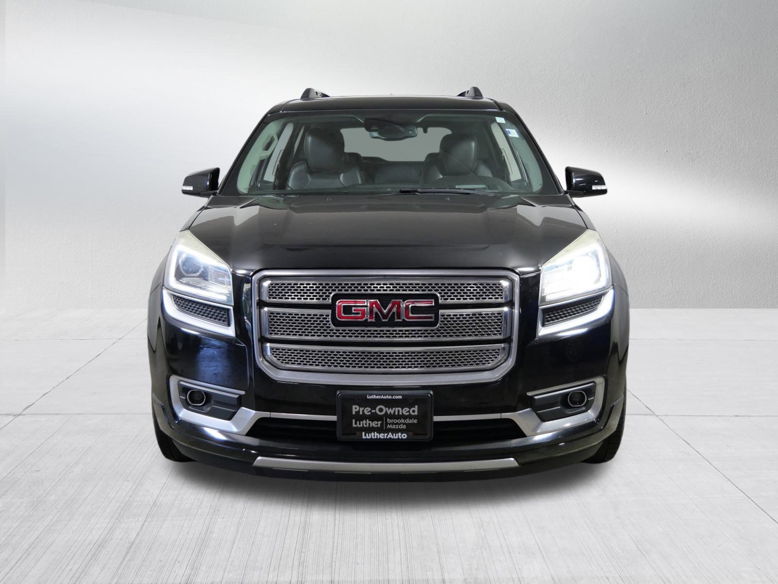 2016 Gmc Acadia Denali photo 2