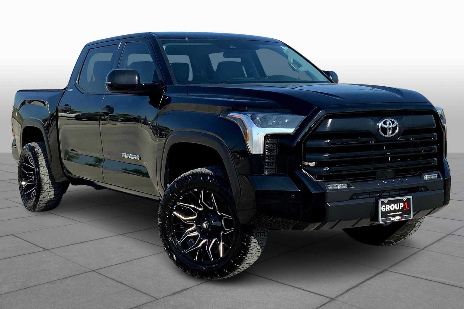 2024 Toyota Tundra SR5 photo 2