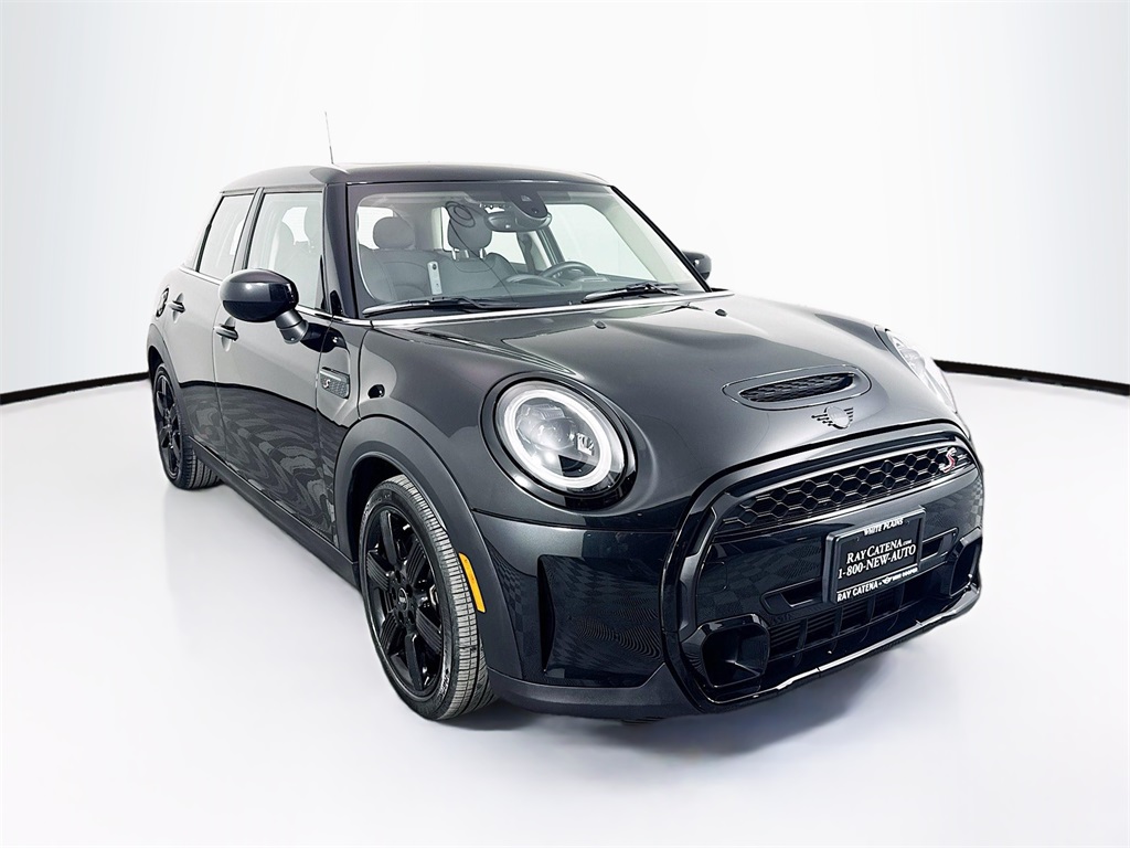 2023 MINI Hardtop 4 Door S