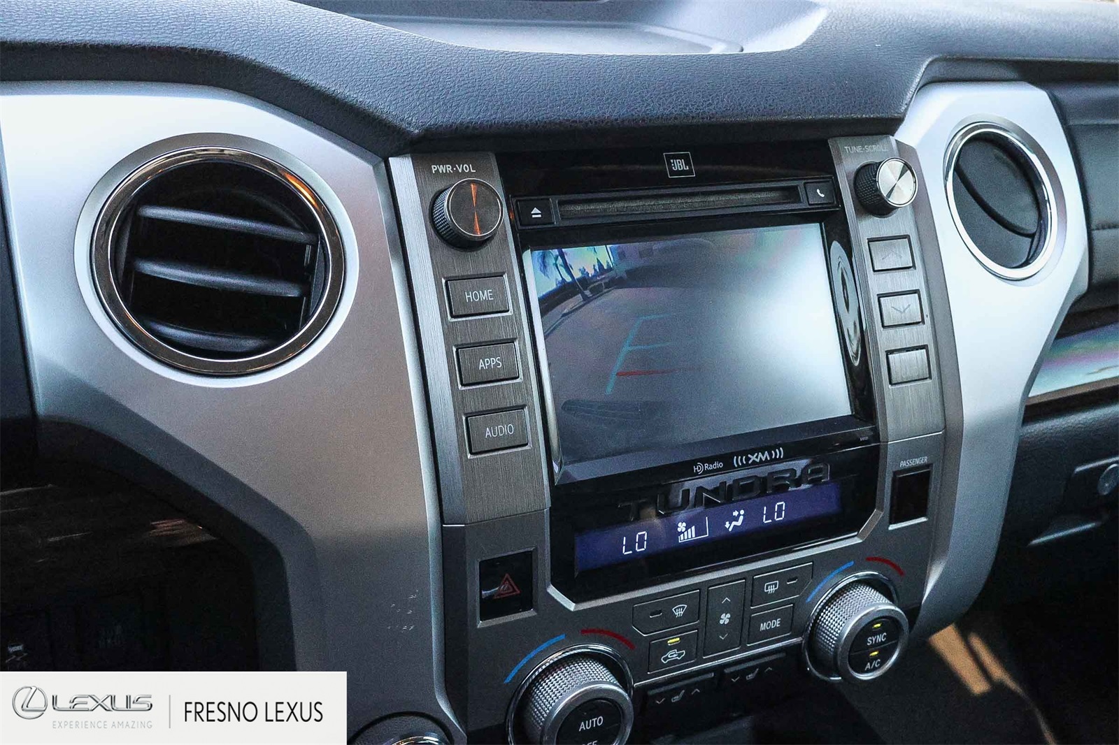 2016 Toyota Tundra Limited CrewMax photo 23