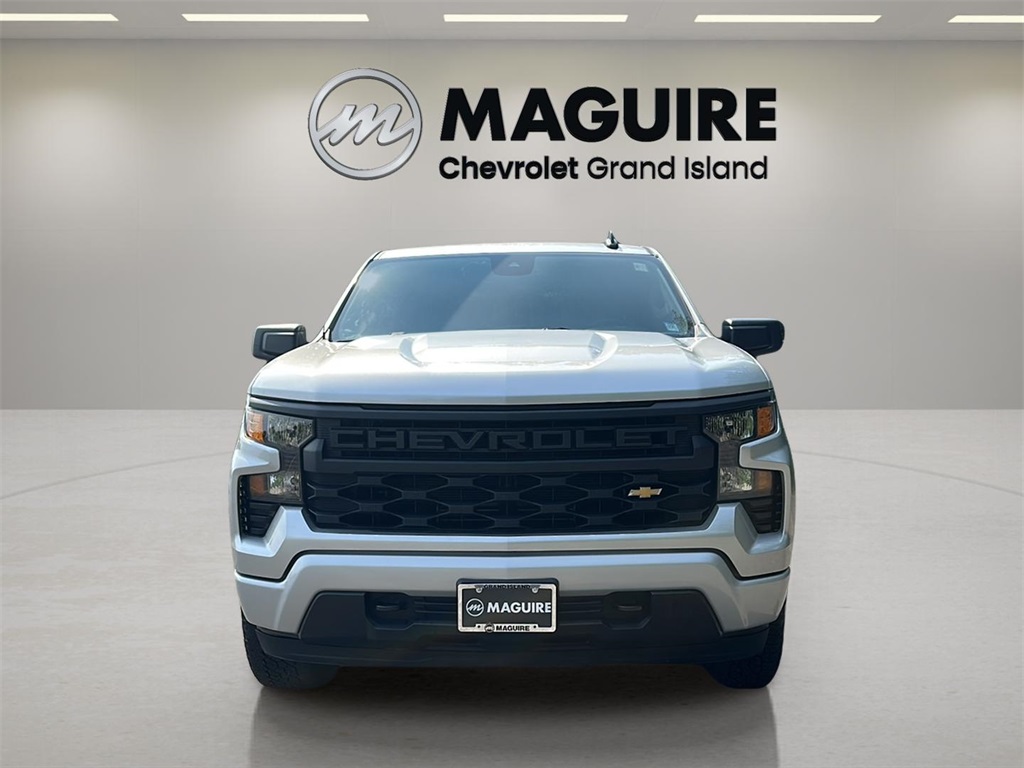 2022 Chevrolet Silverado 1500 Custom photo 9