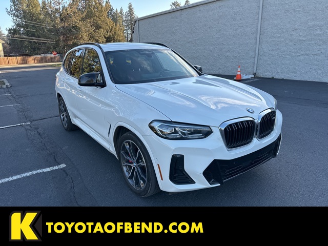 2022 BMW X3 40i's photo