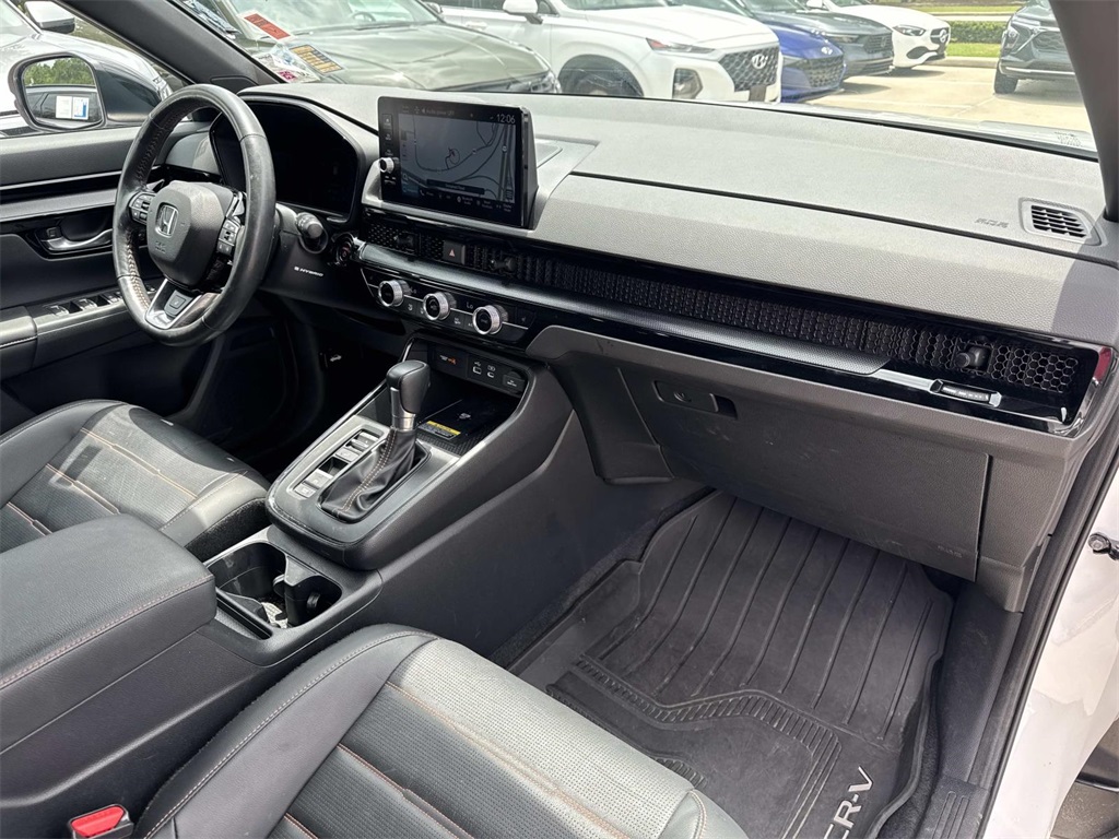 2024 Honda CR-V Hybrid Sport Touring photo 10
