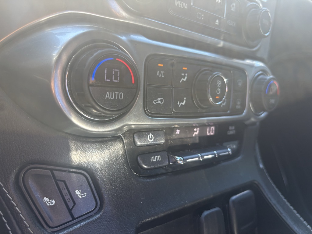2019 Chevrolet Tahoe LT photo 19