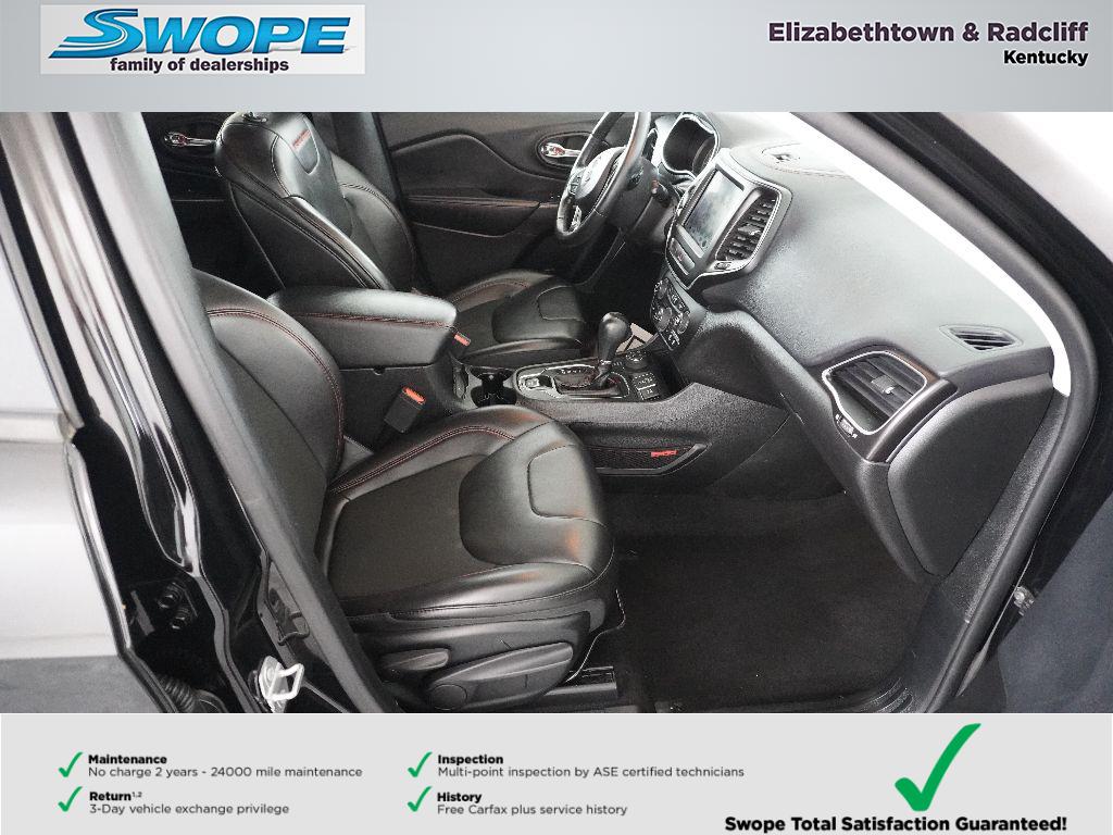 2019 Jeep Cherokee Trailhawk photo 3