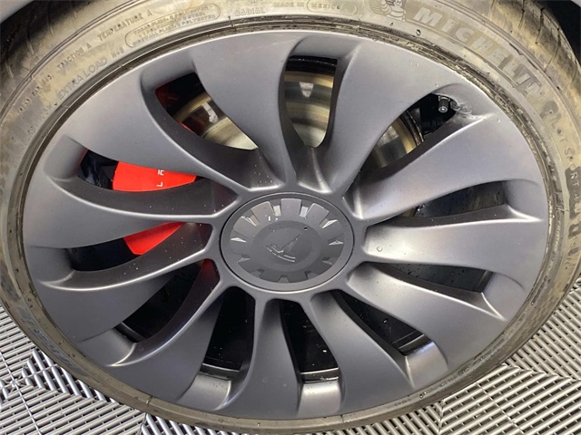 2023 Tesla Model Y Performance photo 22