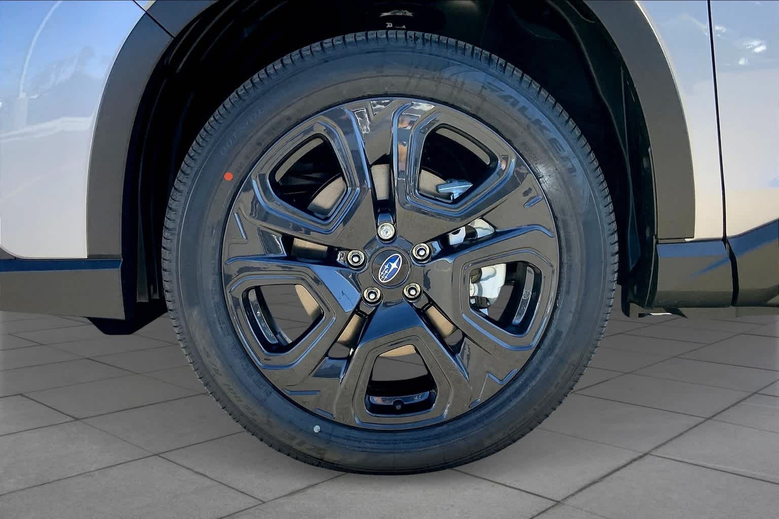 2025 Subaru Ascent Onyx Edition photo 10