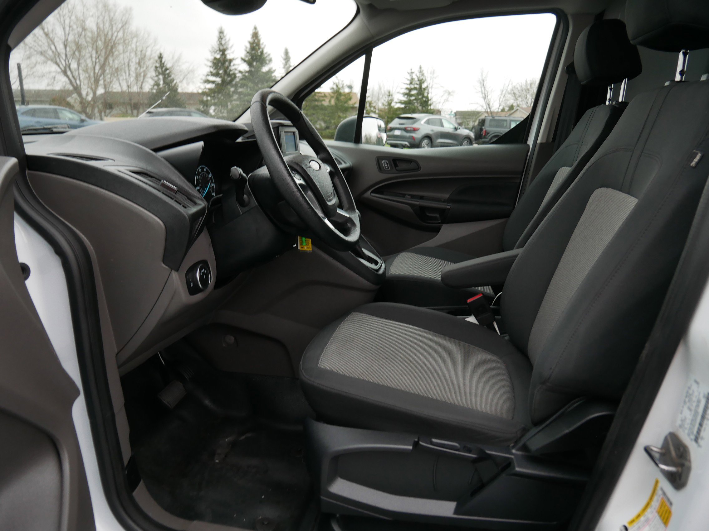 2022 Ford Transit Connect XL photo 9