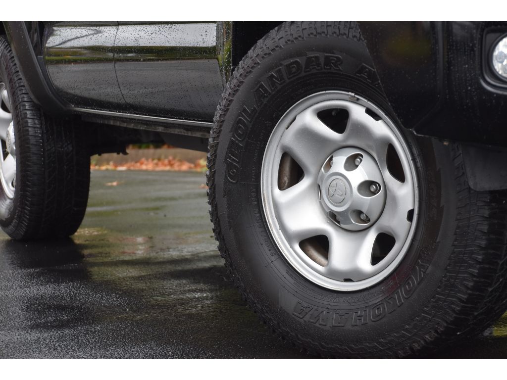 2013 Toyota Tacoma Base V6 4x4 photo 10