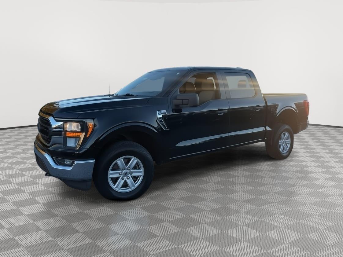 2023 Ford F-150 XLT photo 3