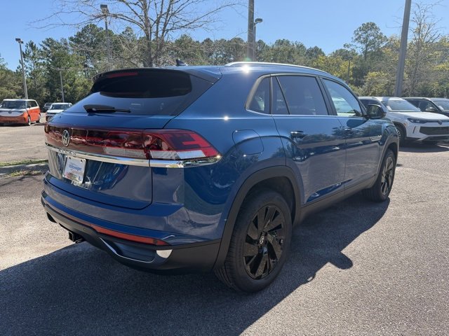 2026 Volkswagen Atlas Cross Sport SE Technology photo 2