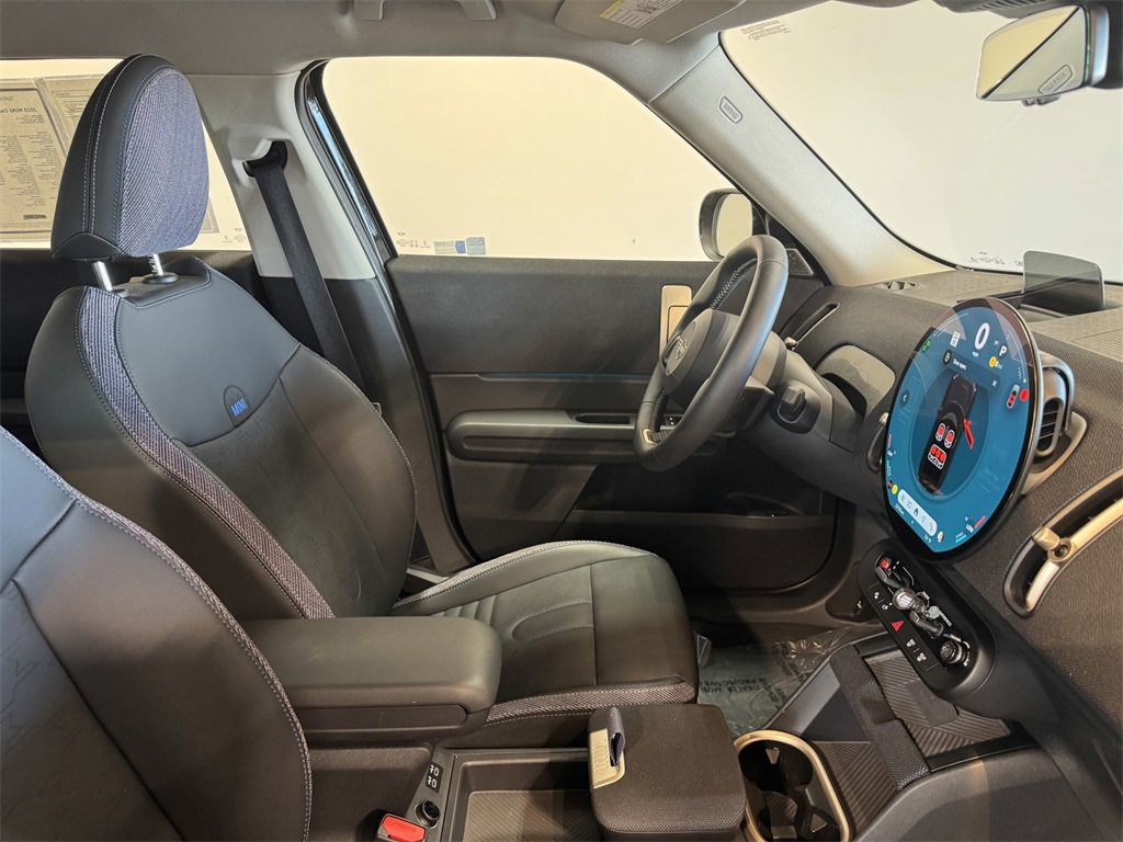 2025 Mini Countryman S ALL4 photo 24