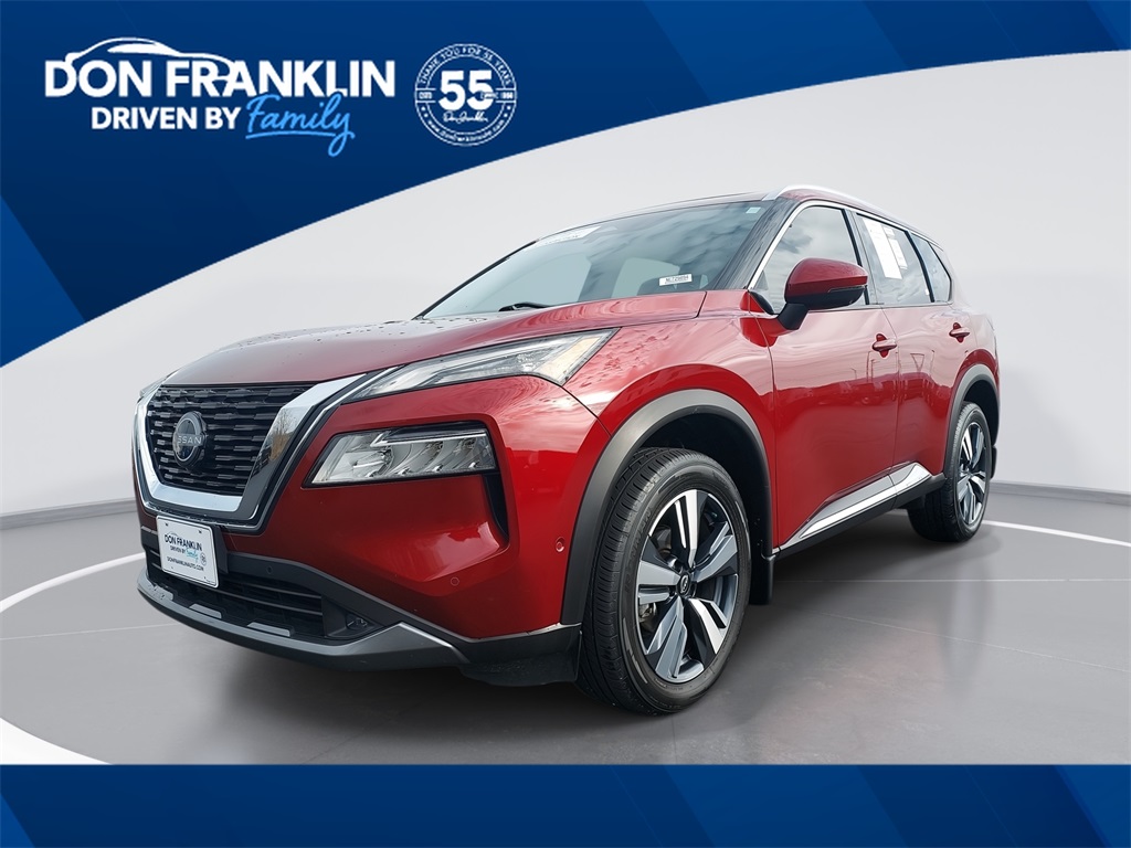 2022 Nissan Rogue SL's photo