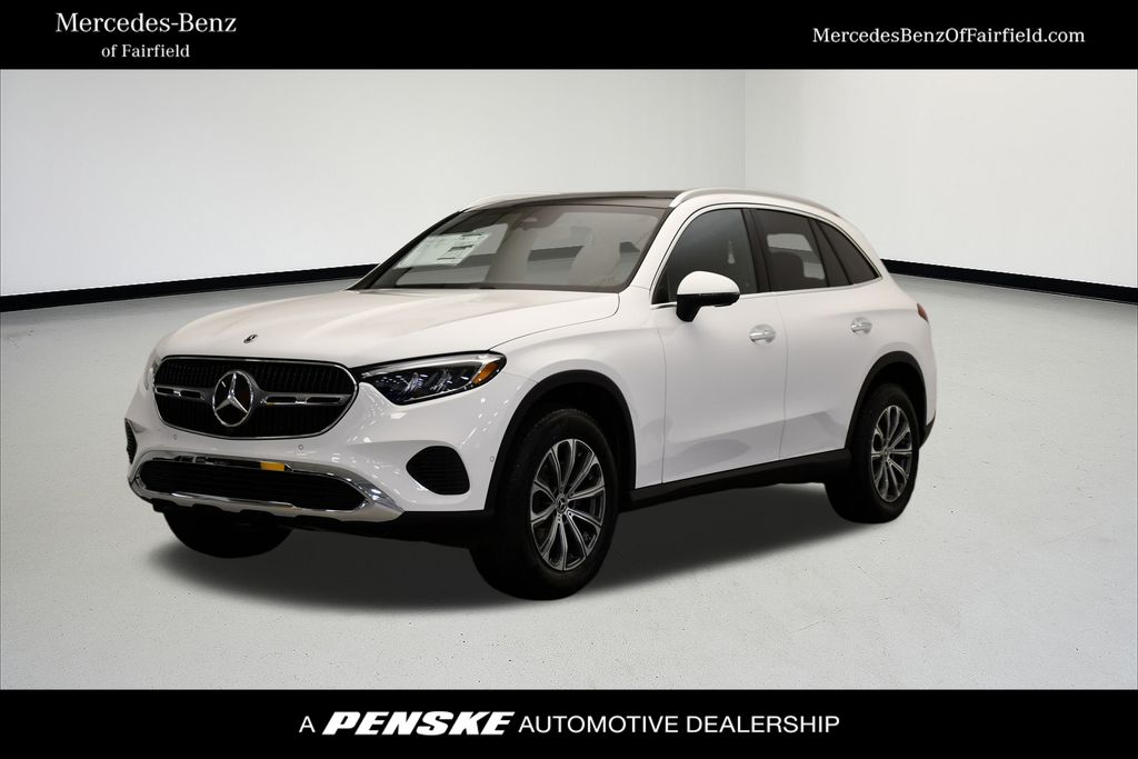 2026 Mercedes-Benz GLC Base's photo