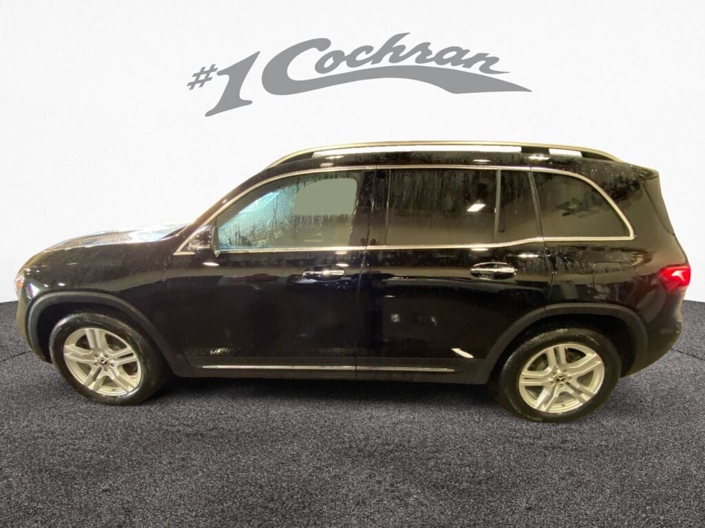 2023 Mercedes Benz GLB 250 4MATIC photo 4