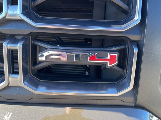 2024 Gmc Canyon AT4 photo 3