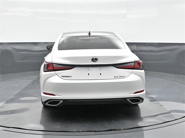 2024 Lexus ES 350 Luxury photo 11