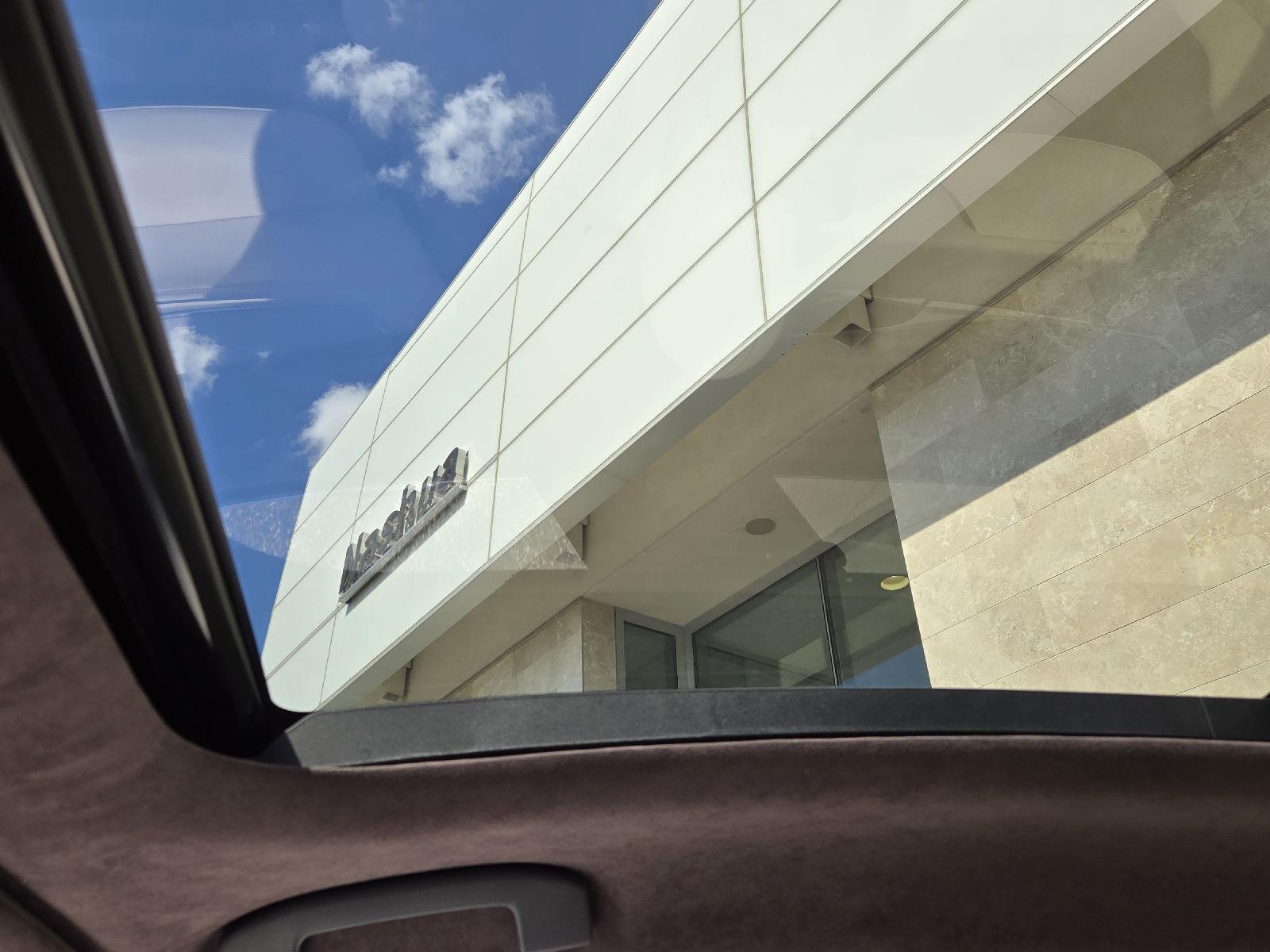 2019 Infiniti QX50 Essential photo 25