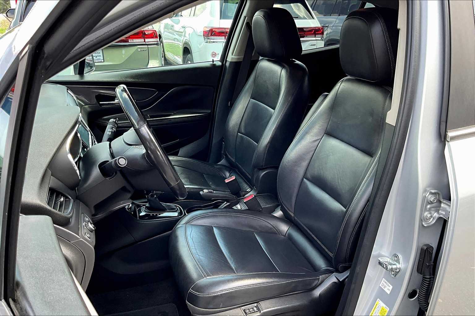 2020 Buick Encore Essence photo 8