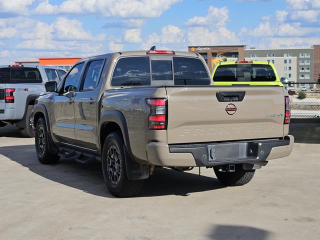2022 Nissan Frontier PRO-4X photo 4