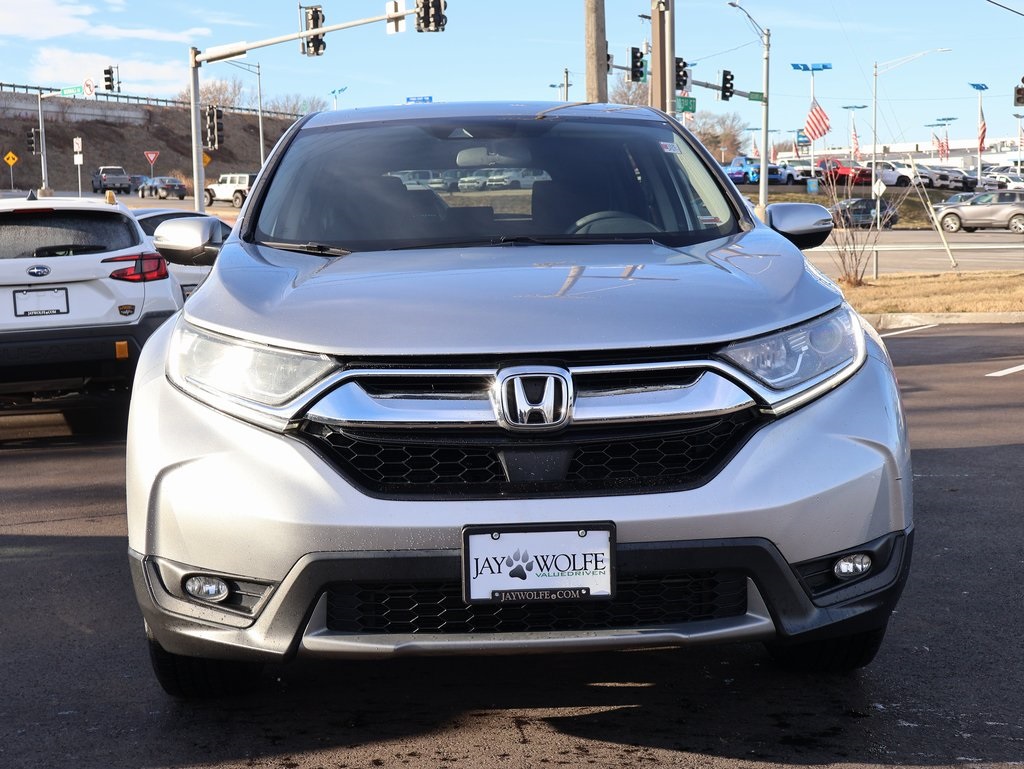 Used 2018 Honda CR-V EX with VIN 7FARW2H55JE016039 for sale in Kansas City