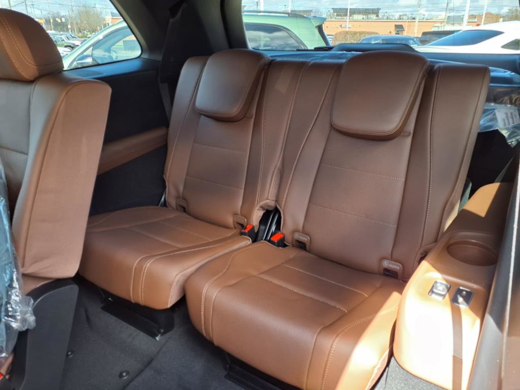 2025 Mercedes Benz GLS 450 4MATIC photo 8