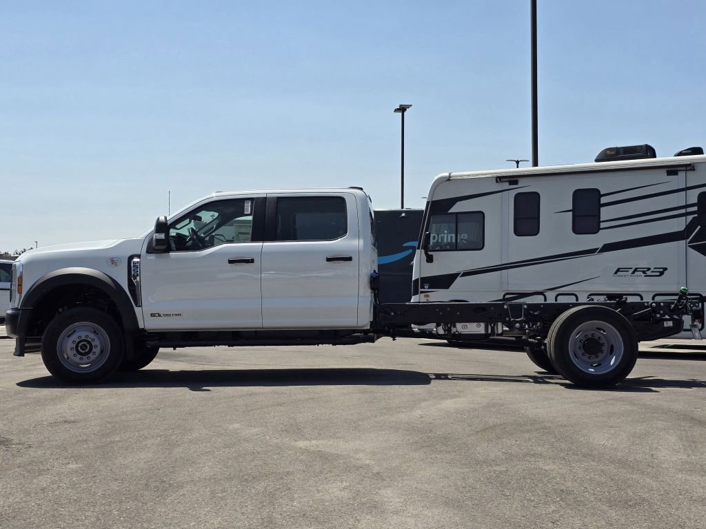 2025 Ford F-550 XL photo 3