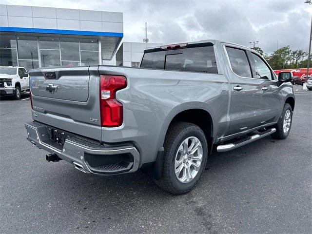 2026 Chevrolet Silverado 1500 LTZ photo 3