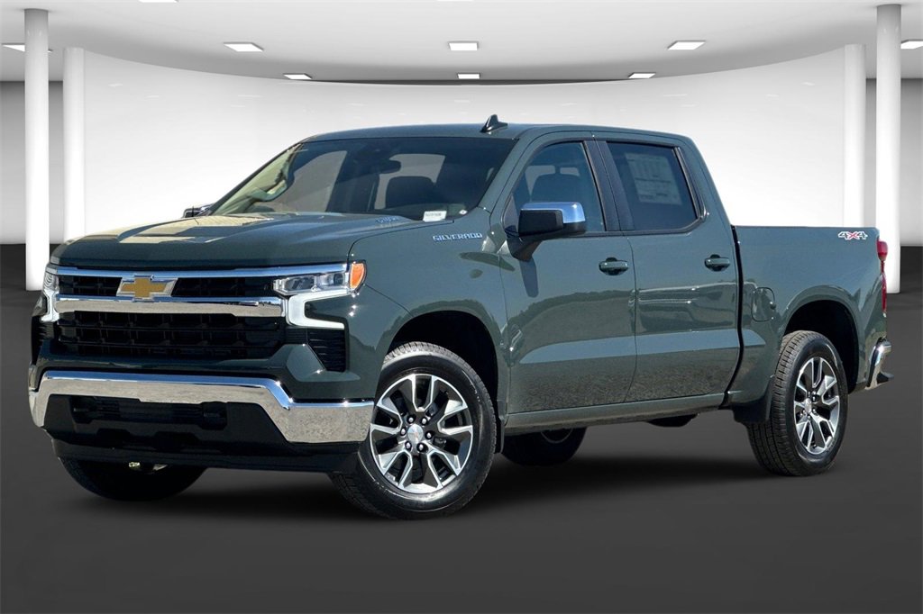 2025 Chevrolet Silverado 1500 LT photo 2