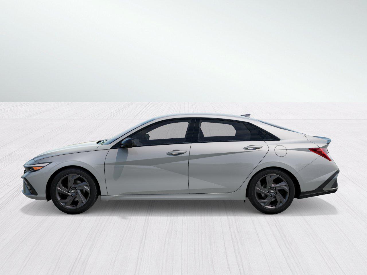 2026 Hyundai Elantra Hybrid SEL Sport photo 3