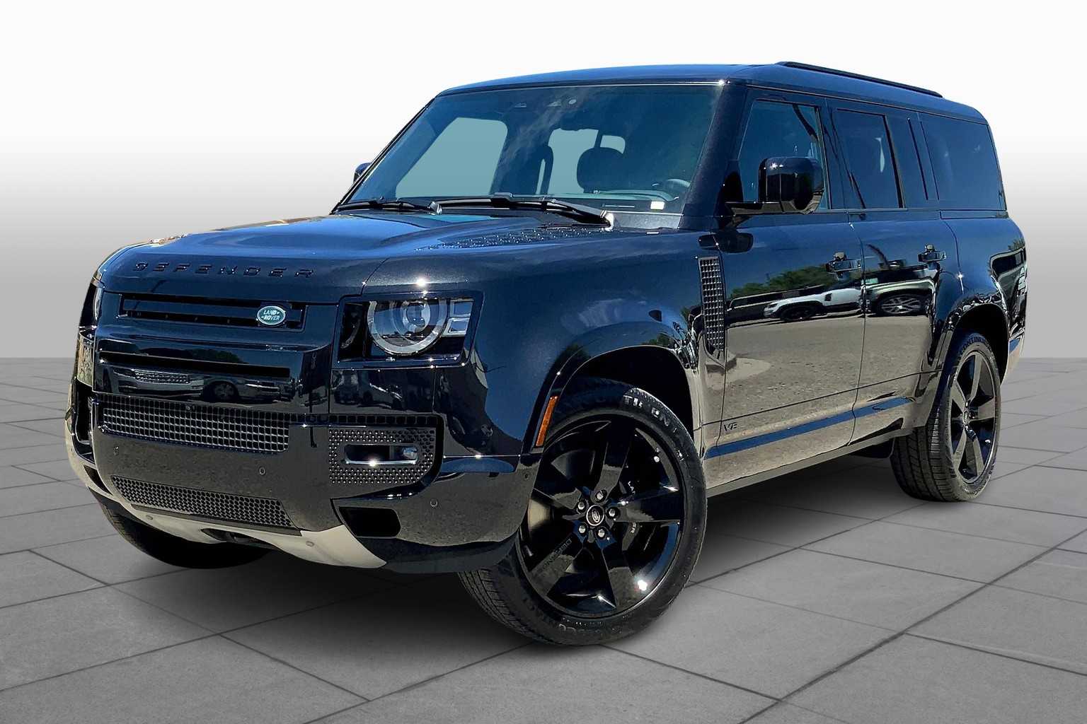 2025 Land Rover Defender V8's photo