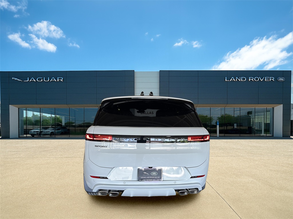2025 Land Rover Range Rover Sport SE photo 4