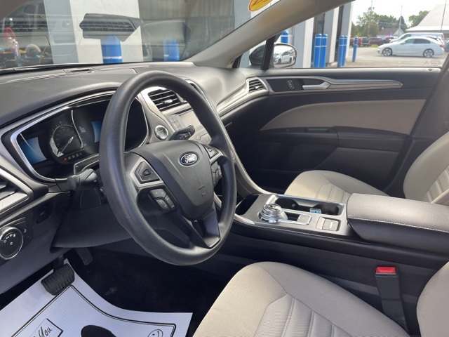 2018 Ford Fusion Hybrid S photo 10