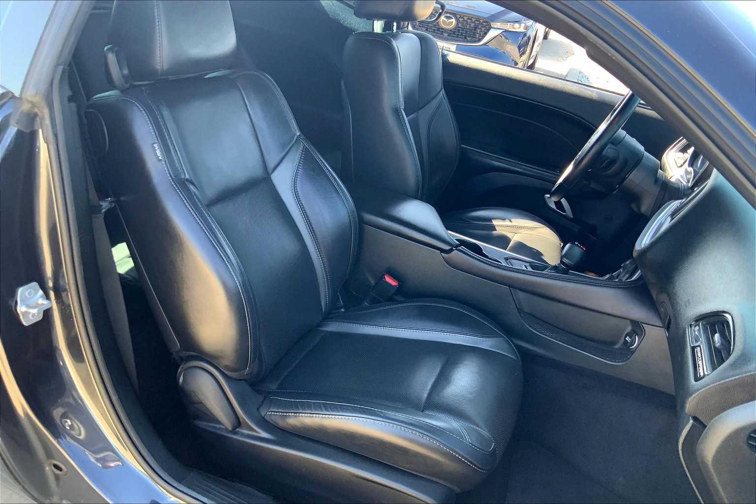 2018 Dodge Challenger R/T photo 8