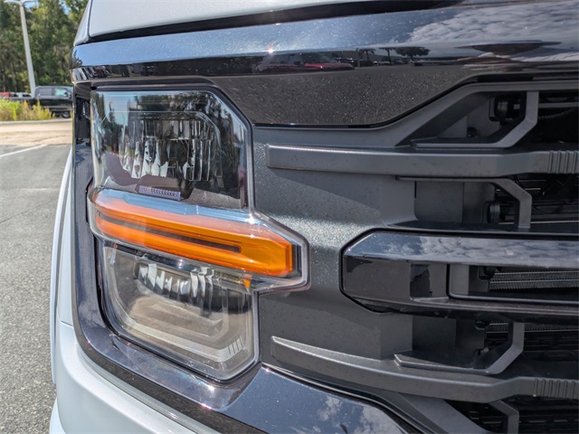 2025 Ford F-150 XLT photo 10