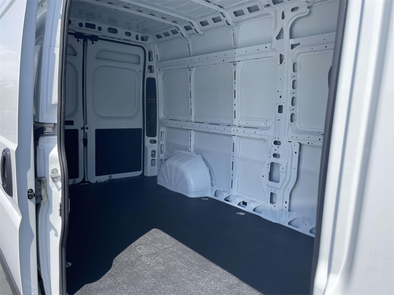 2025 Ram ProMaster 2500 photo 22
