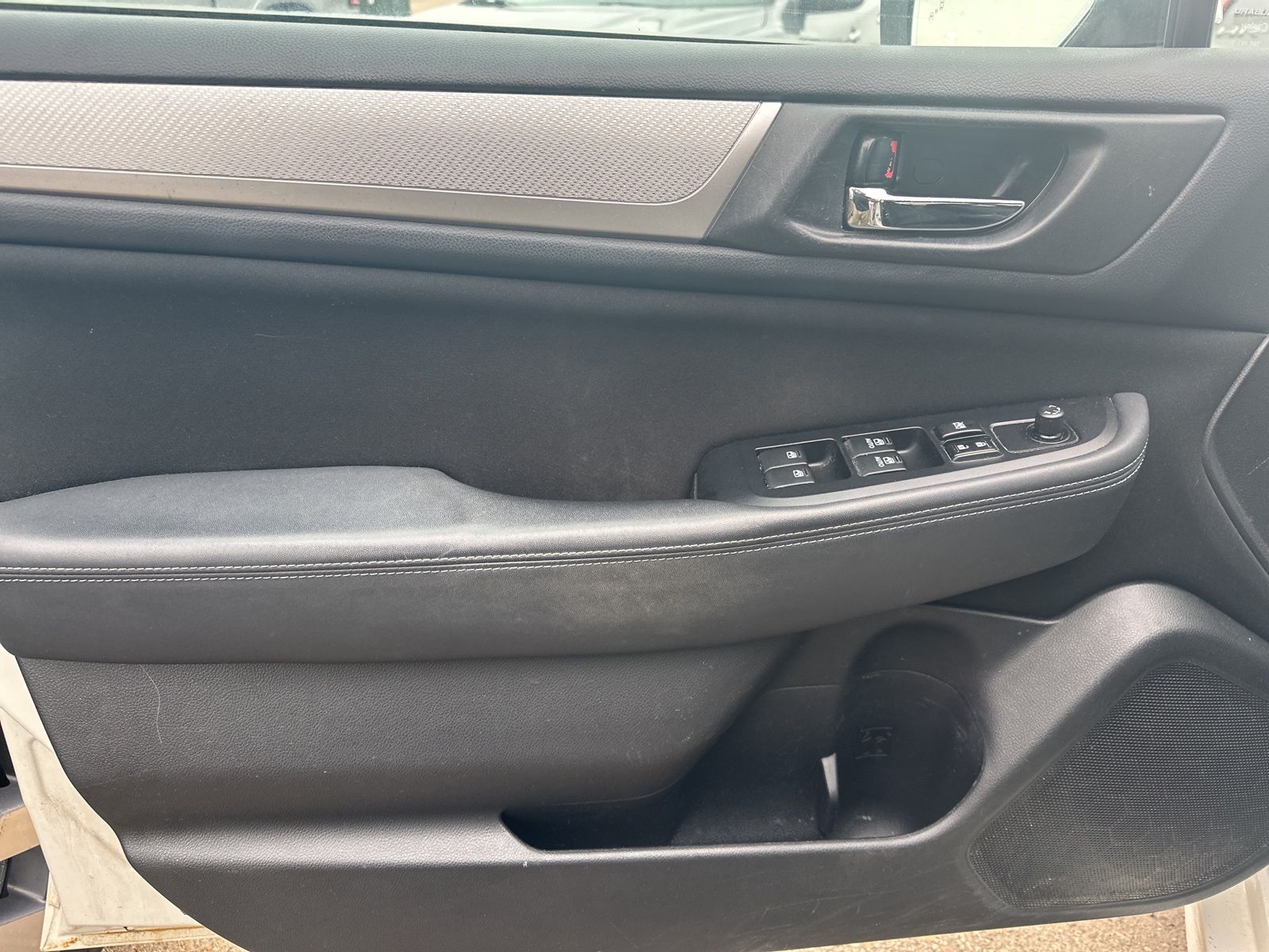2015 Subaru Legacy 2.5i photo 5