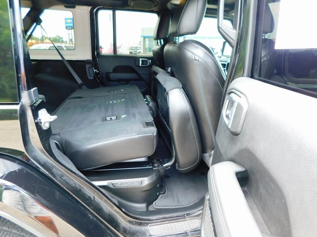 2021 Jeep Wrangler Unlimited Sahara 4xe photo 24