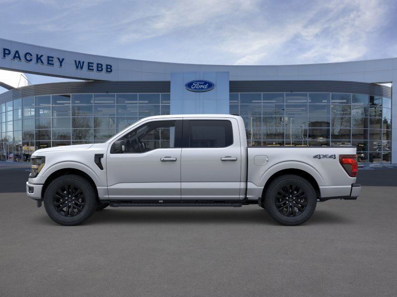 2025 Ford F-150 XLT photo 3
