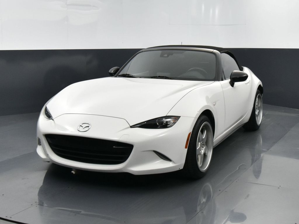 2020 Mazda MX-5 Miata Miata photo 2