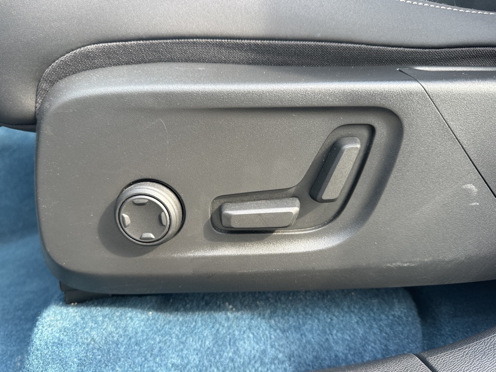 2023 Volvo C40 Recharge Ultimate photo 10