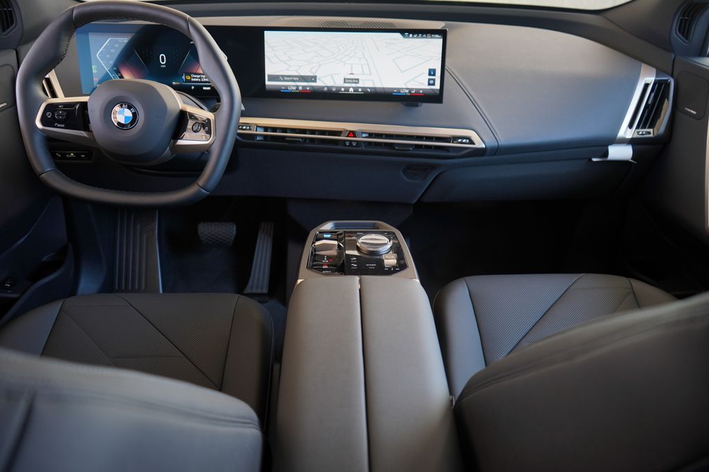 2026 Bmw iX photo 11