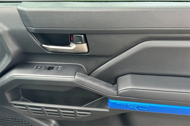2025 Toyota Tacoma TRD Sport 4x4 Double Cab photo 18