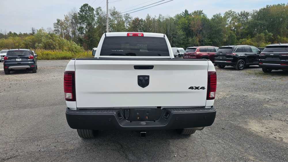 2022 Ram 1500 Classic Warlock photo 4