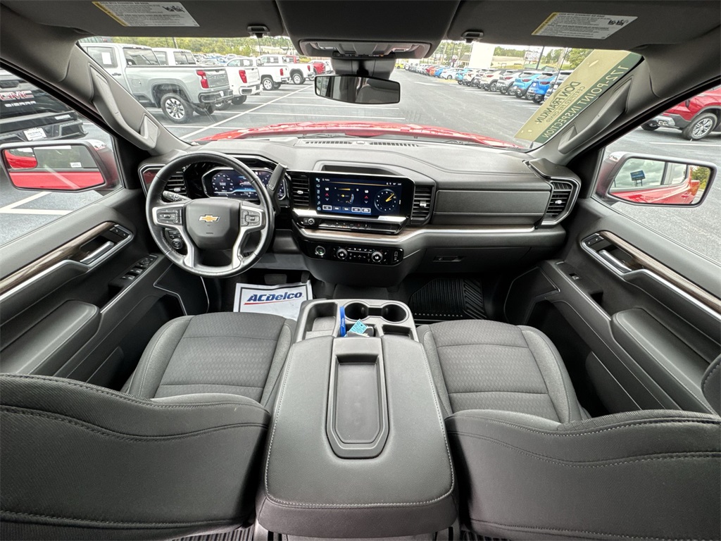 2022 Chevrolet Silverado 1500 LT photo 21
