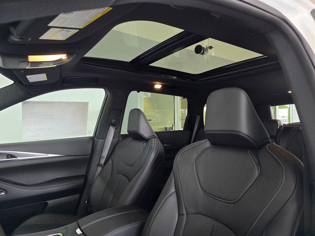 2025 Infiniti QX60 Luxe AWD photo 21