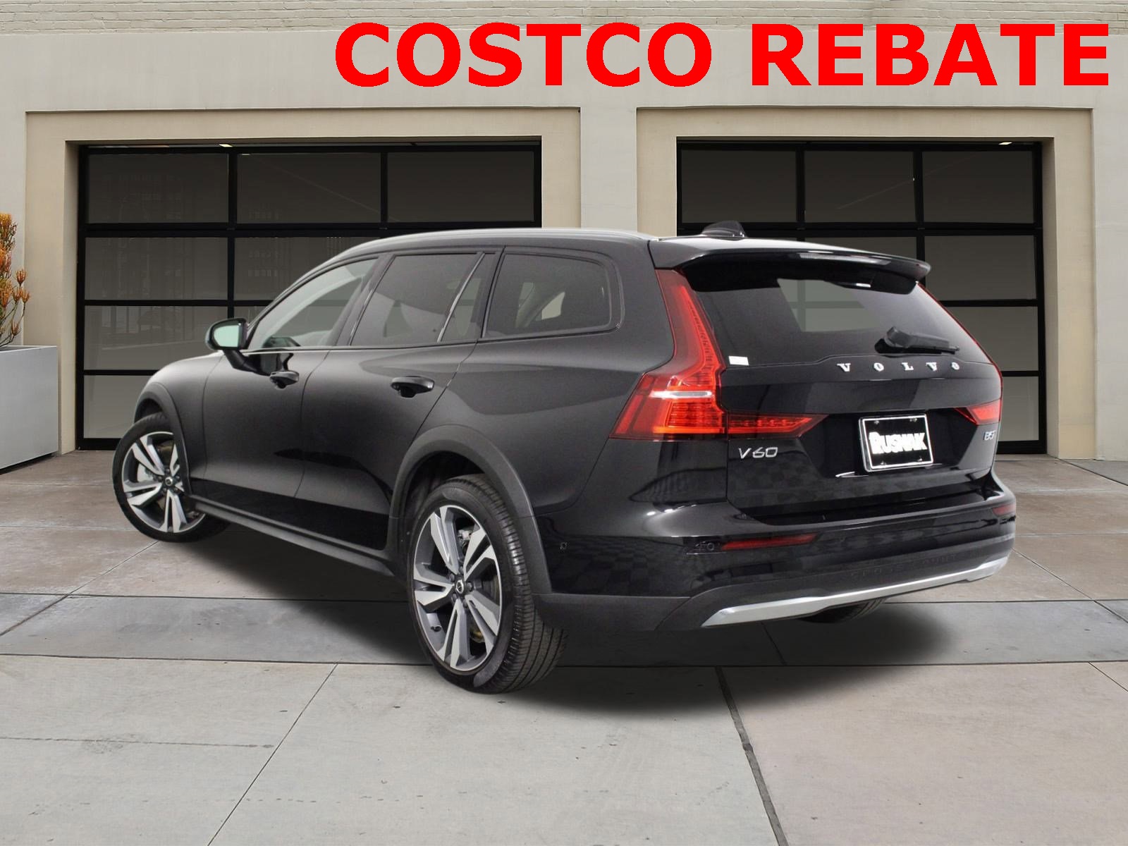 2025 Volvo V60 Cross Country B5 Plus photo 2