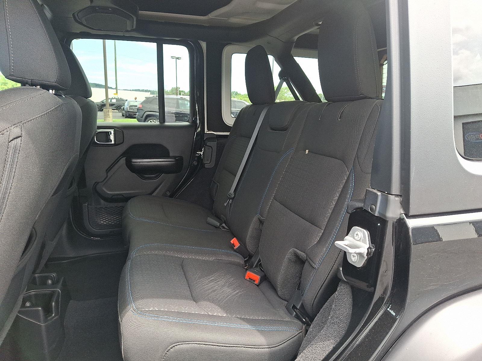 2021 Jeep Wrangler Unlimited Islander photo 10