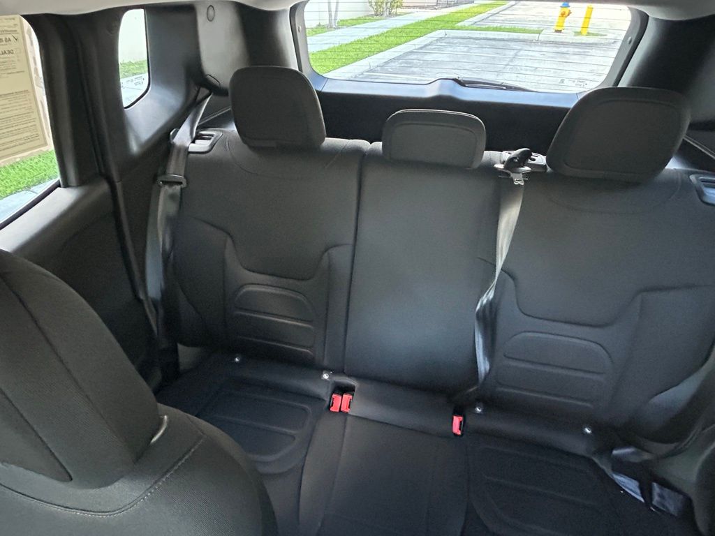 2021 Jeep Renegade Latitude photo 13